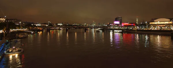 Панорама Річки Темза London Великобританії — стокове фото