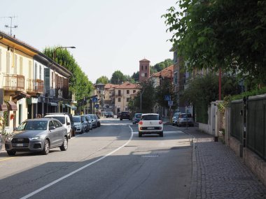 SAN MAURO, İtalya - CIRCA HAZİRAN 2021: Eski şehir merkezi manzarası