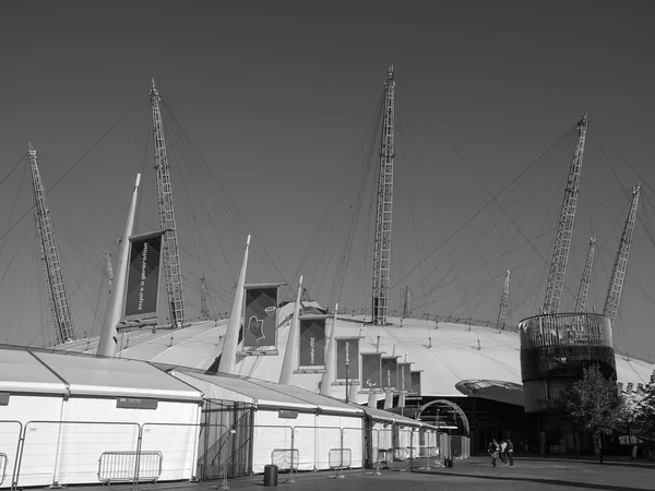 Black and white Millennium Dome London — Stock Photo, Image