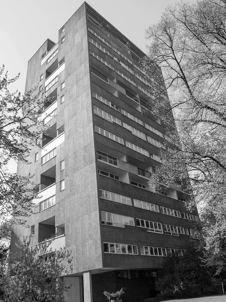 Svarta och vita hansaviertel i berlin — Stockfoto