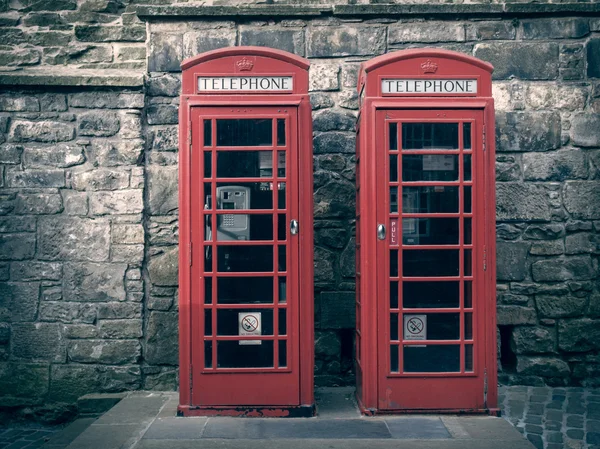 Retro look London telephone box — Stock Photo, Image