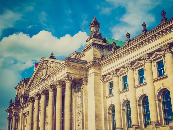 Retro-Look Reichstag Berlin — Stockfoto