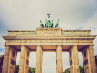 Retro görünüm brandenburger tor berlin
