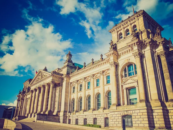 复古外观 reichstag 柏林 — 图库照片