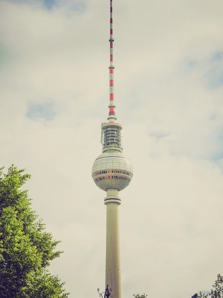 Retro look fernsehturm berlin — Stockfoto