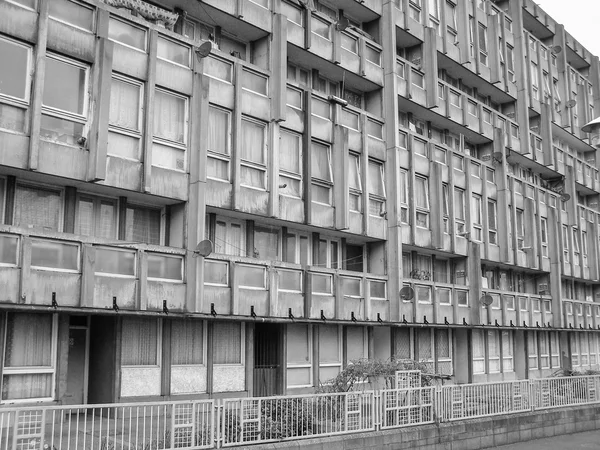 Black and white Robin Hood Gardens London — Stock Photo, Image