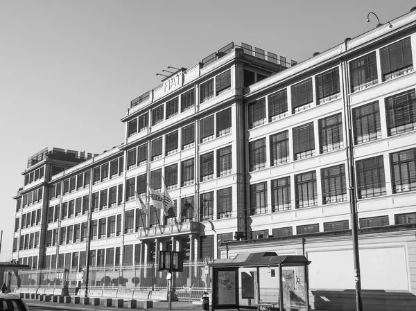 Preto e branco Fiat Lingotto Turim — Fotografia de Stock