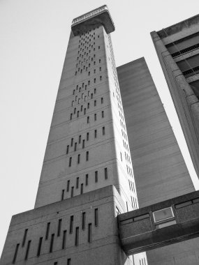 Londra Kulesi'nde siyah-beyaz trellick