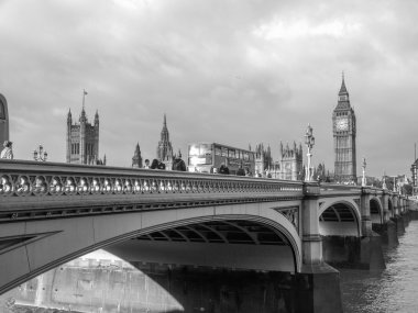 siyah-beyaz westminster bridge Londra