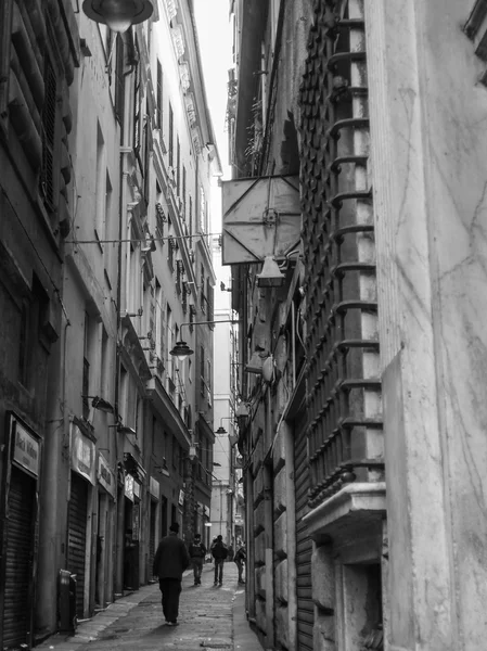 Черно-белый знак улицы Виа дель Кампо в Генуе — стоковое фото
