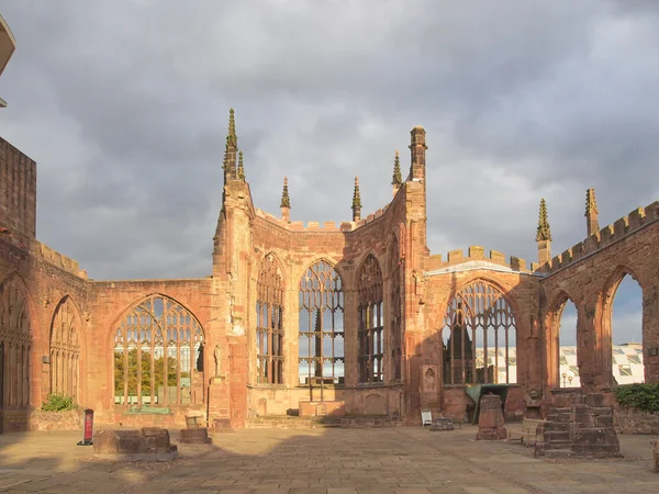 Coventry Cathedral ruins — Stock Photo, Image