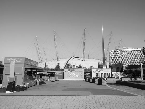 Millenium Dome Londres noir et blanc — Photo