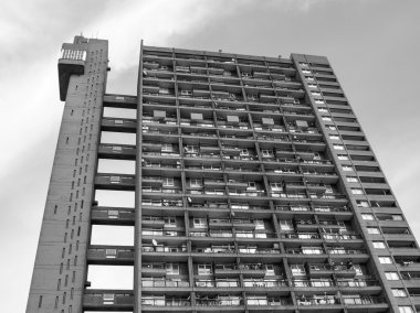 Londra Kulesi'nde siyah-beyaz trellick