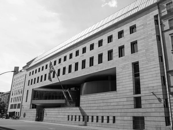 Embajada británica en blanco y negro, Berlín — Foto de Stock