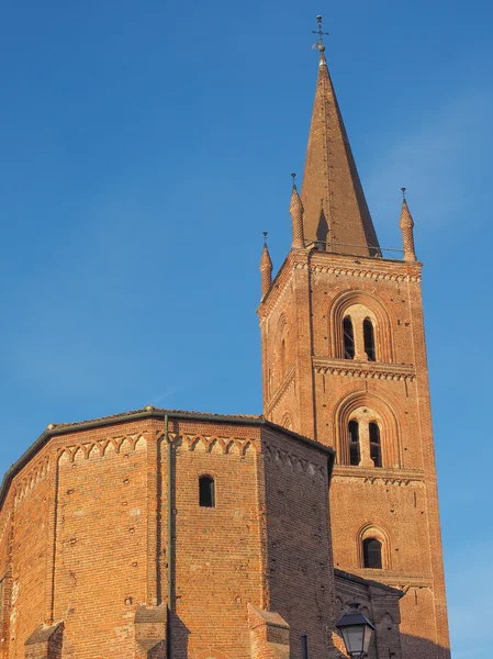圣多米尼克教堂在 Chieri — 图库照片
