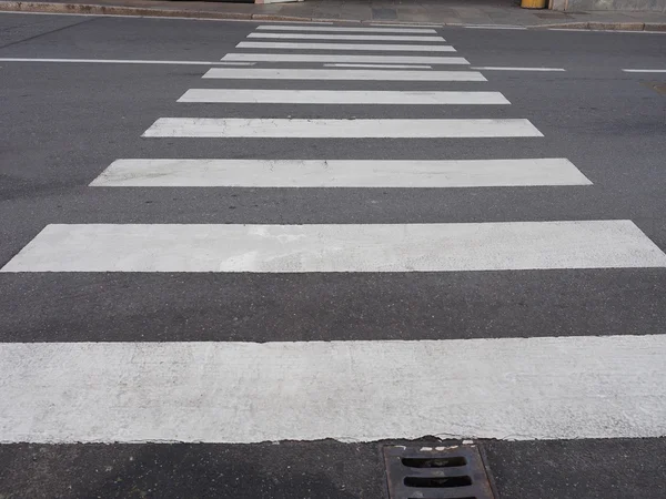 ゼブラ横断歩道の標識 — ストック写真