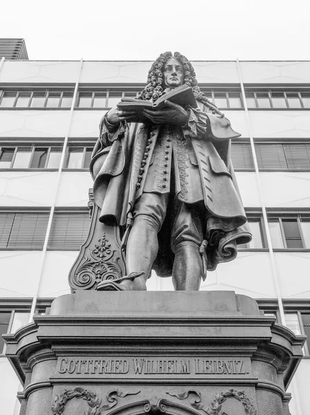 Leibniz Denkmal Leipzig — Zdjęcie stockowe