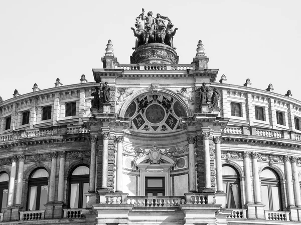 Dresden-semperoper — Stockfoto