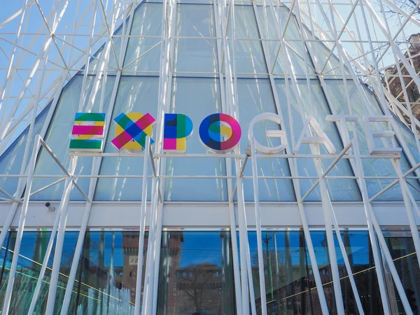 Expo Milano 2015 flags — Stock Photo, Image