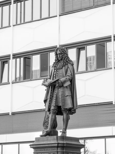 Leibniz Denkmal Leipzig — Zdjęcie stockowe