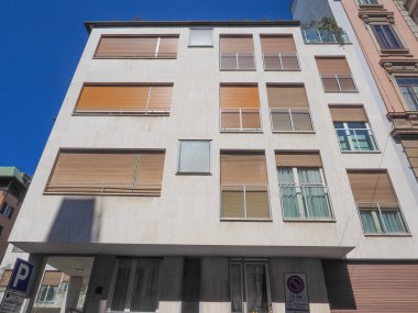 Verga 4, Milan