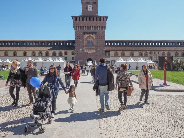 Milano 'daki Sforza kalesi — Stok fotoğraf