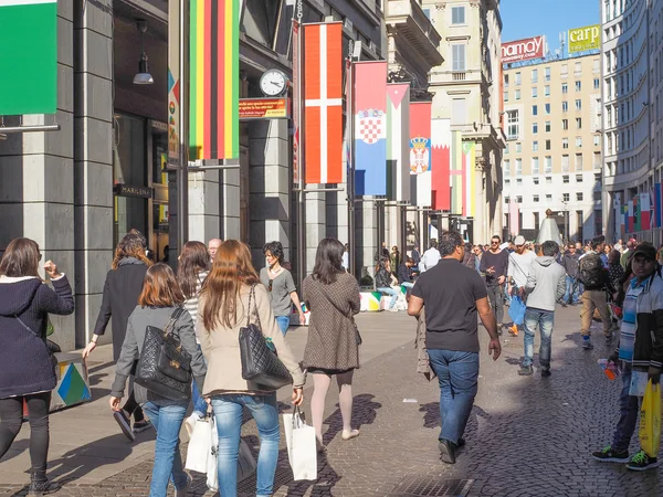 Expo Milano 2015 flags — Stock Photo, Image