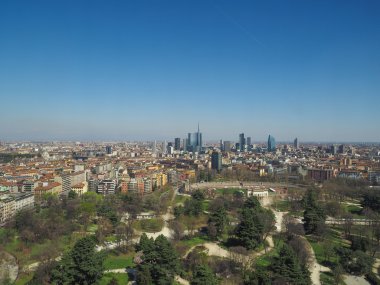 Milan havadan görünümü