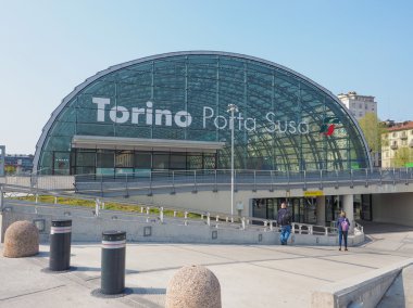 Torino porta susa istasyonu