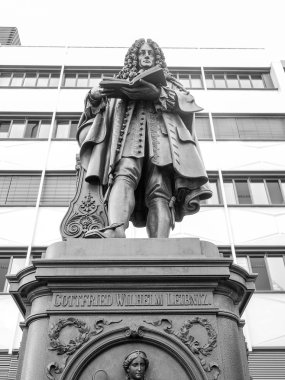  Leibniz Denkmal Leipzig 