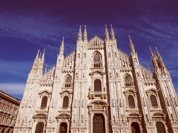 Look retrò Duomo di Milano — Foto Stock