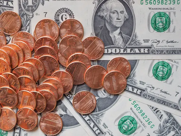 Koin dan catatan dolar — Stok Foto