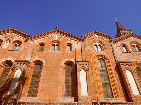 Retro vzhled kostel Sant Eustorgio Milan — Stock fotografie