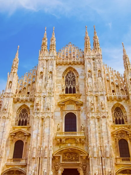 Retro görünüm milan Katedrali — Stok fotoğraf