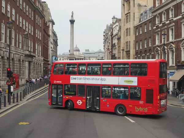 Doppeldeckerbus — Stockfoto