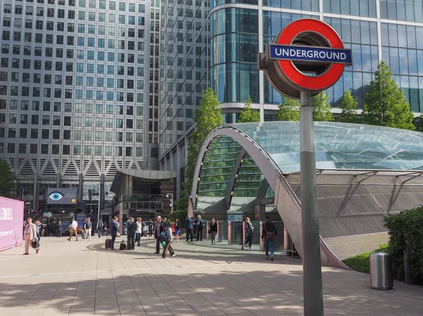 Station de métro Canary Wharf à Londres — Photo