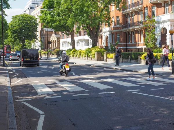 Abbey Road travessia em Londres — Fotografia de Stock