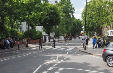Abbey road Londra geçitte