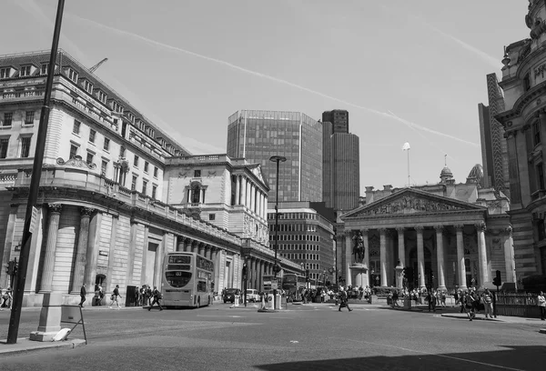 Czarno-białe Bank of England w Londynie — Zdjęcie stockowe