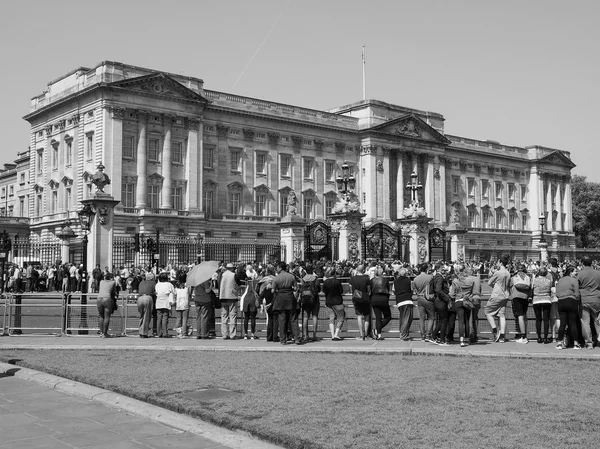 Palais Buckingham noir et blanc à Londres — Photo