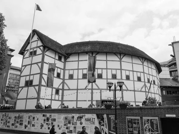 Black and white Globe Theatre in London — Stock Photo, Image