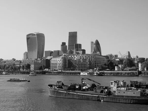 Zwart-wit City of London in Londen — Stockfoto