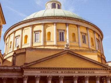 Retro bak Kilisesi Saint Charles Borromeo Milan'da