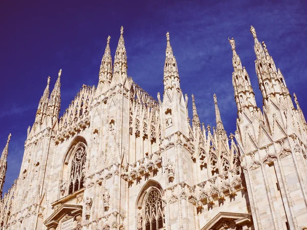 Look retrò Duomo di Milano — Foto Stock