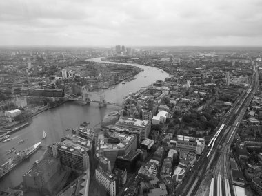 Londra 'nın siyah beyaz hava manzarası