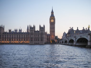 Londra 'daki parlamento binaları