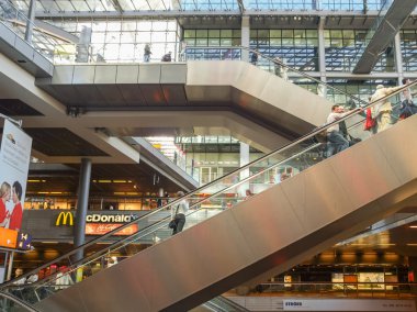 Berlin'deki Hauptbahnhof