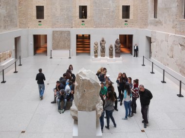 Berlin'de Neues Museum