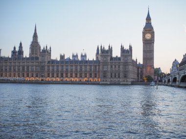Londra 'daki parlamento binaları
