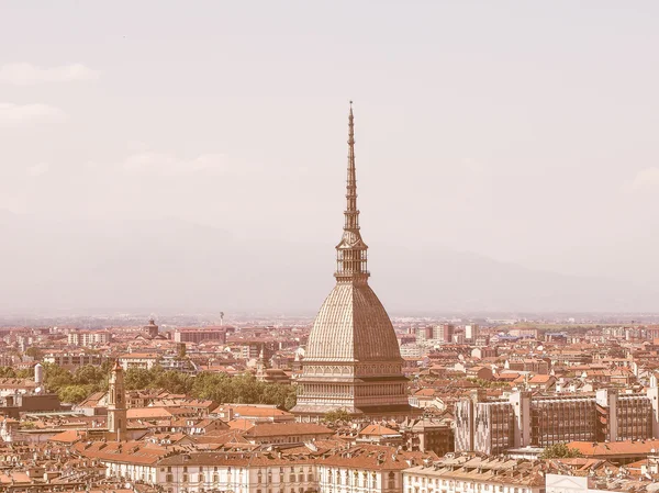 Ретро дивлячись Моль Антонелліана в Турині — стокове фото